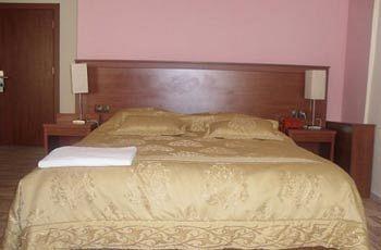 Van Yakut Hotel ภายนอก รูปภาพ