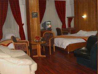 Van Yakut Hotel ภายนอก รูปภาพ